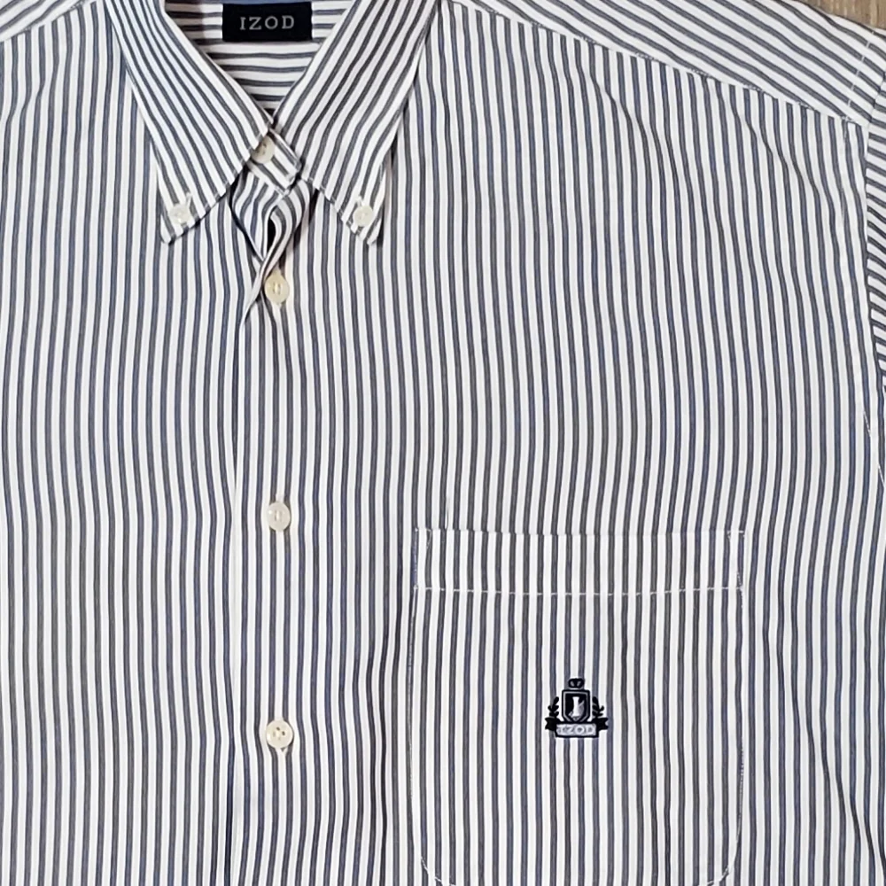 Izod brand •color